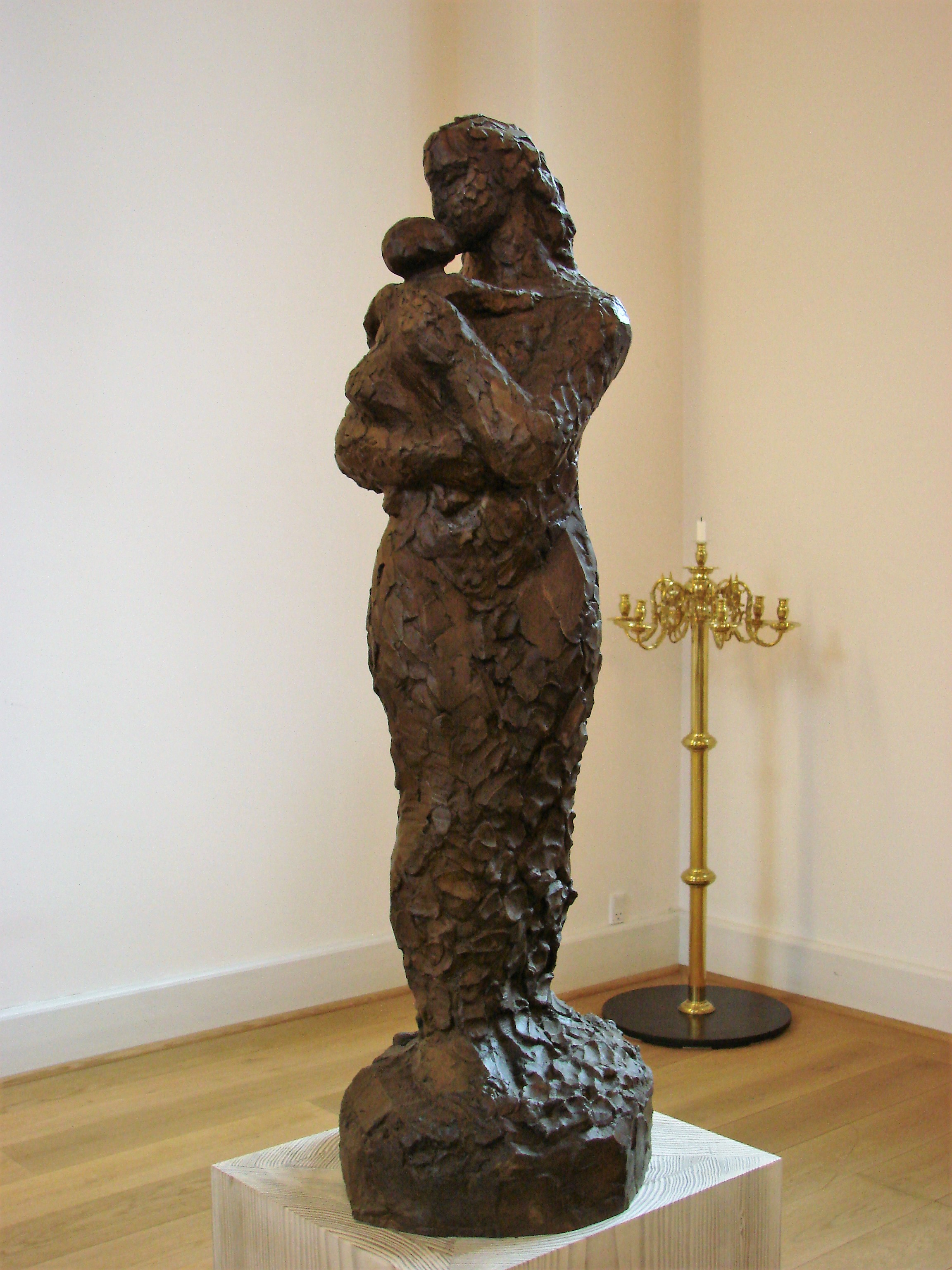 2015 Lisbet Nielsens skulpturer i Emmauskirken Diakonissestiftelsen DSC09264.jpg